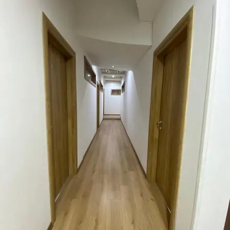 Irish 酒店 Bihać