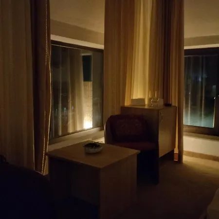Hotel Irish 3*