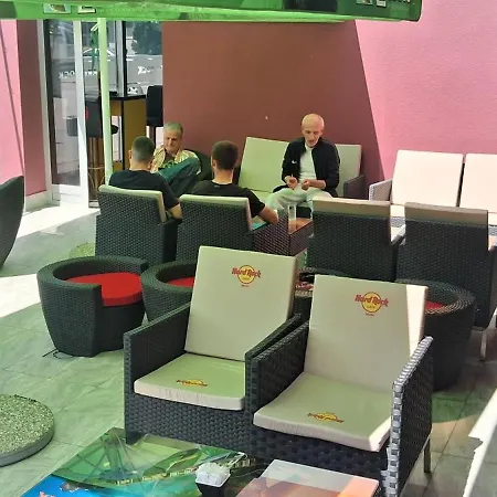 Hotel Irish 3*