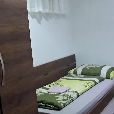 Irish 3* Bihać