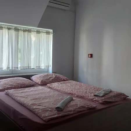 Hotel Irish 3*
